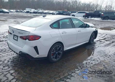 2025 BMW M235 Gran Coupe xDrive z USA, uszkodzony, nr VIN WBA33GG05S7S16629